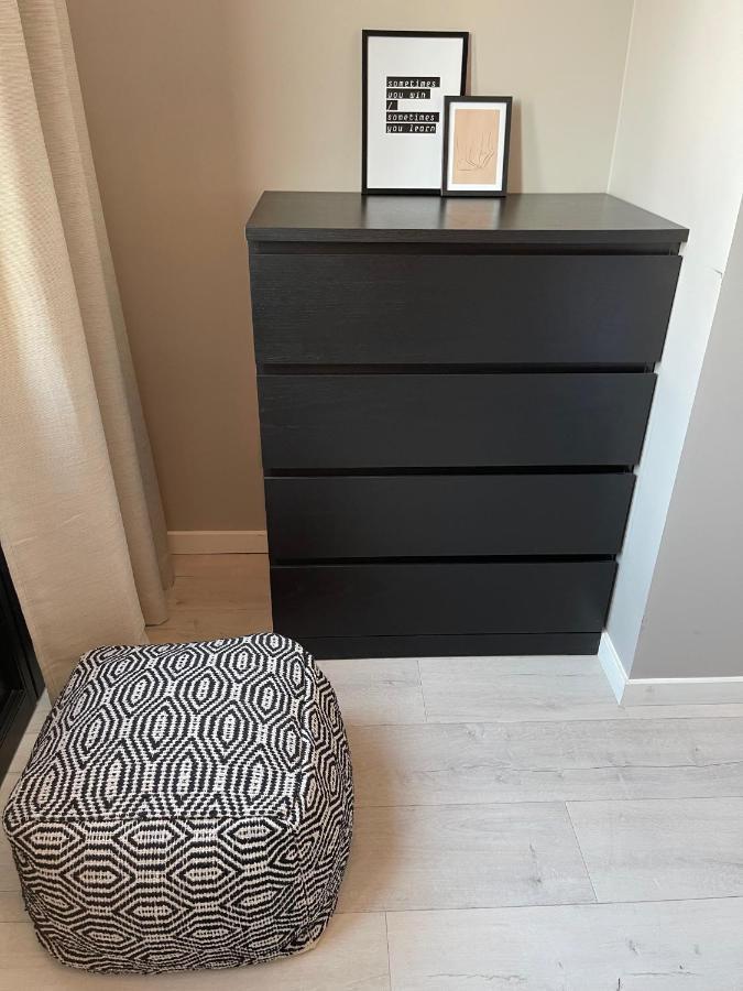 3 Room Luxury Design Apartment With Airconditioning, Close To Gent St-Pieters Station Bagian luar foto