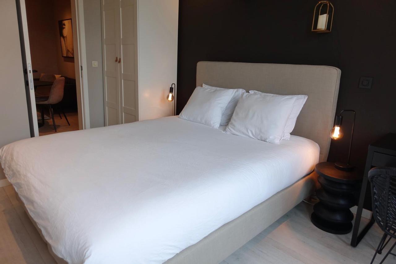 3 Room Luxury Design Apartment With Airconditioning, Close To Gent St-Pieters Station Bagian luar foto