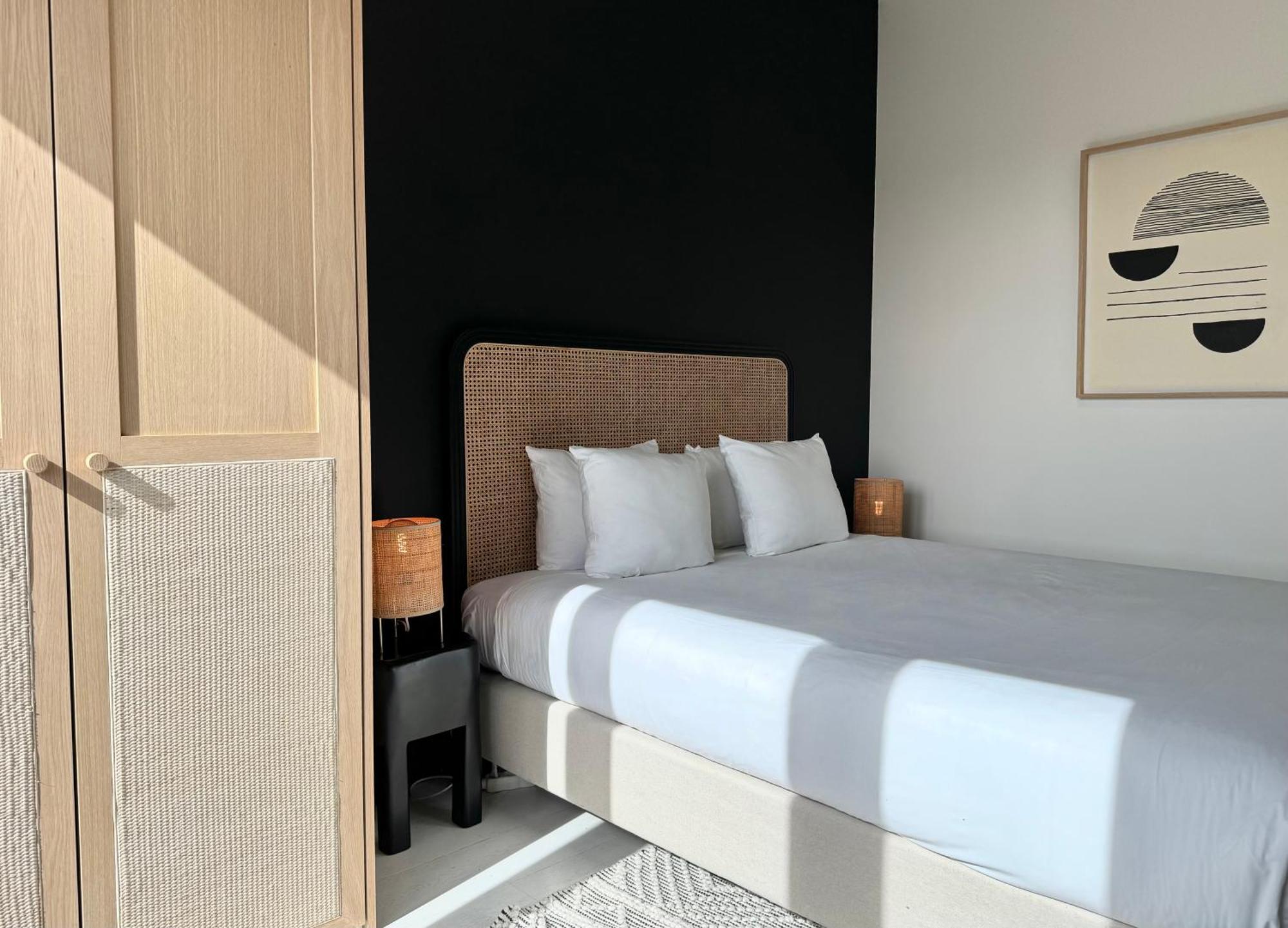 3 Room Luxury Design Apartment With Airconditioning, Close To Gent St-Pieters Station Bagian luar foto